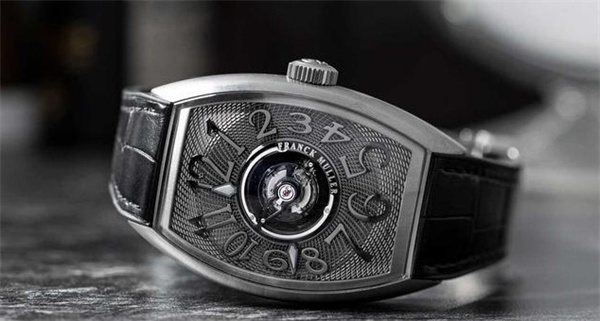 法穆兰手表表带掉色处理方法(图) 法穆兰手表表带掉色处理方法(图)