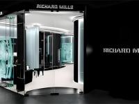 法穆兰手表表壳有划痕应该咋处理